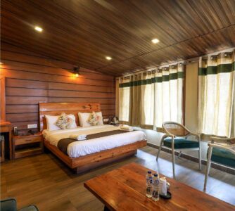 Luxury Hotel in Mussoorie : jharipani castle