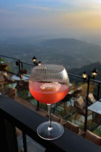 Luxury Hotel in Mussoorie : jharipani castle